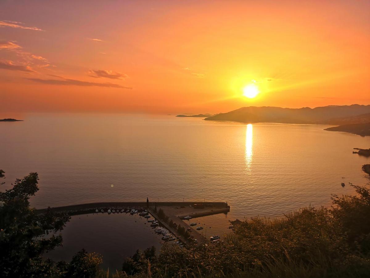 Dubrovnik Moonshine Apartment Mlini Bagian luar foto